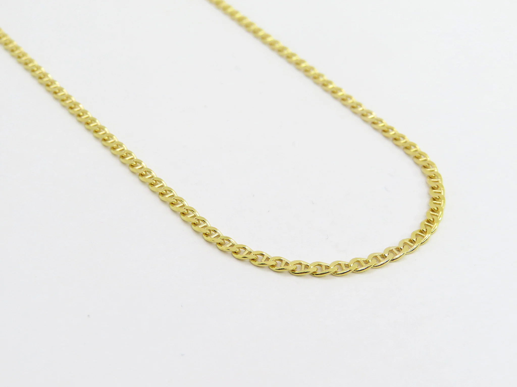 10k Yellow Gold Thicker Flat Anchor Chain - Image 4