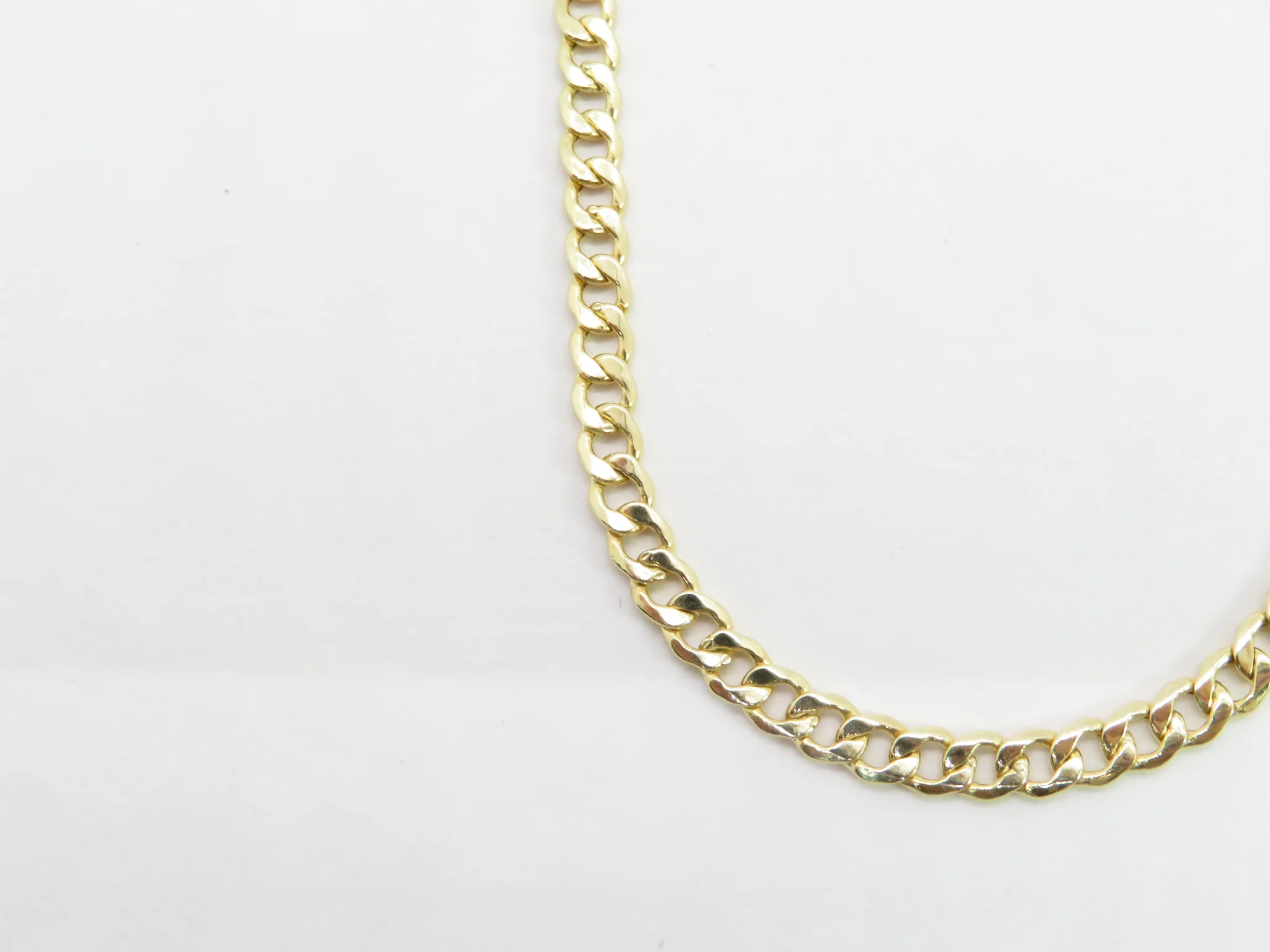 10k Yellow Gold Hollow Cuban Chain - Image 5