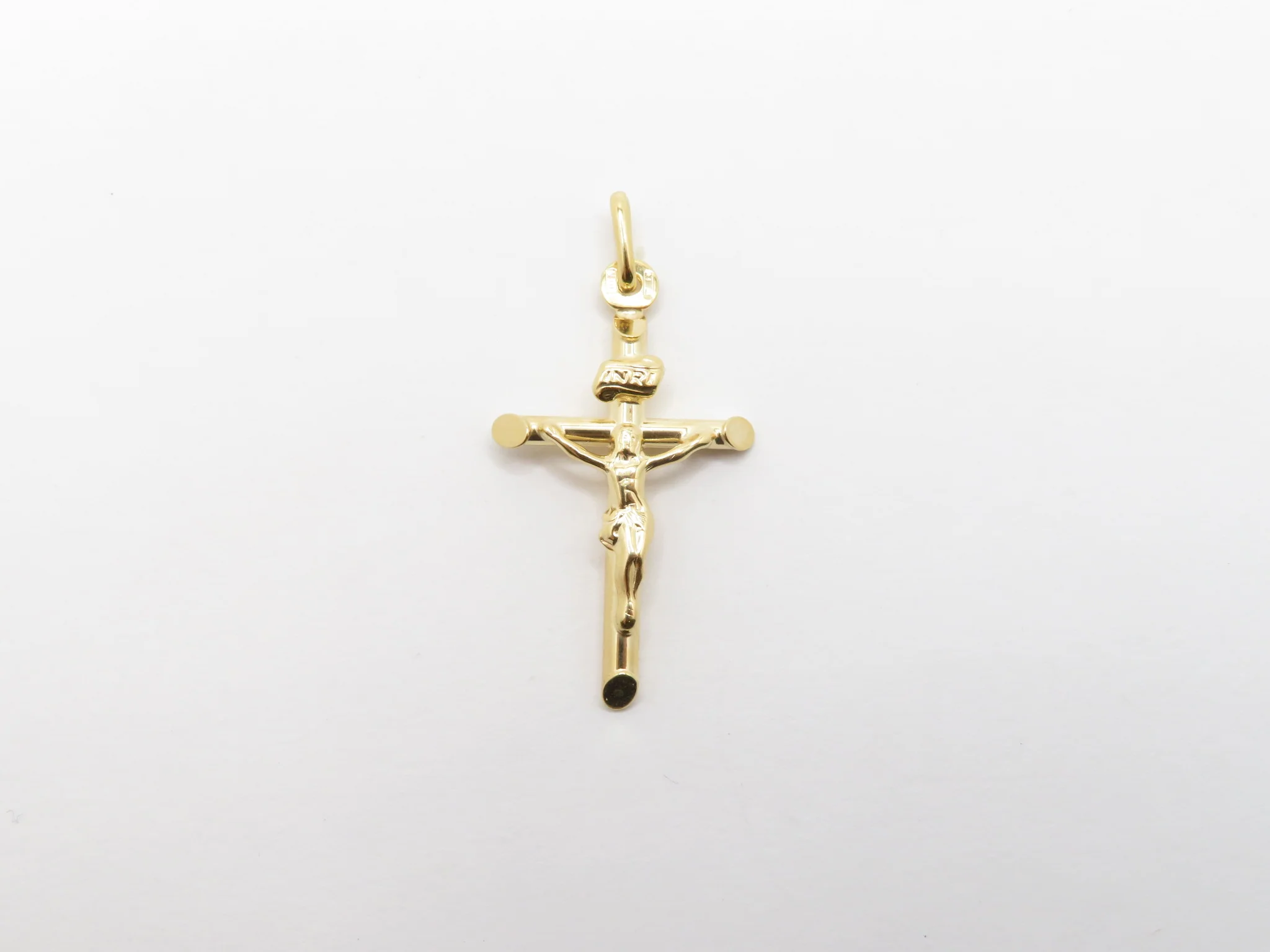 10k Yellow Gold Beveled Crucifix Pendant - Image 3