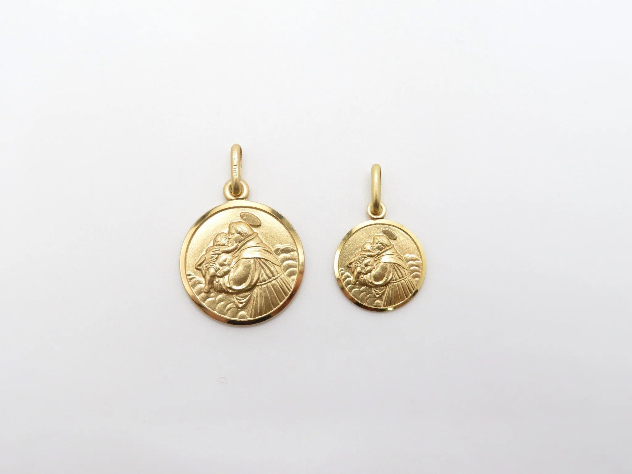 10k Yellow Gold St. Anthony Medal - Image 7