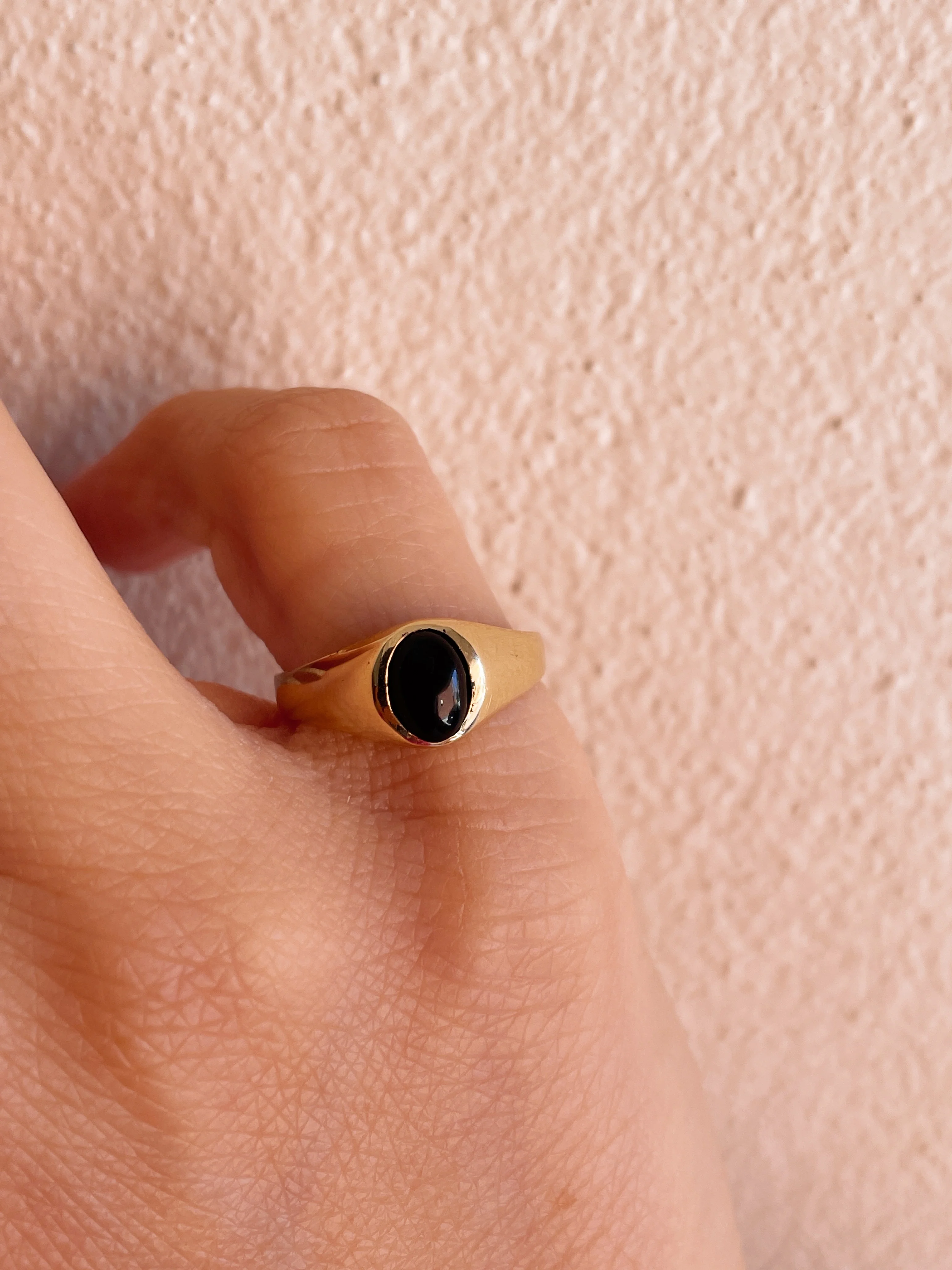10k Yellow Gold Onyx Signet Ring - Image 7