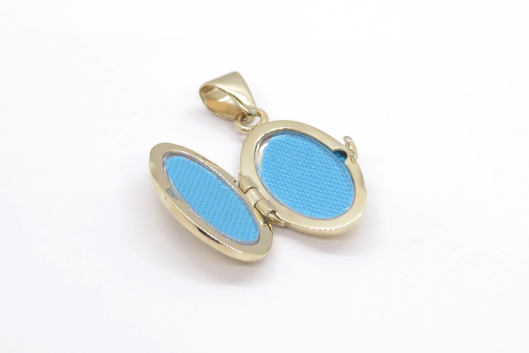 10k Yellow Gold Oval Locket Pendant - Image 6