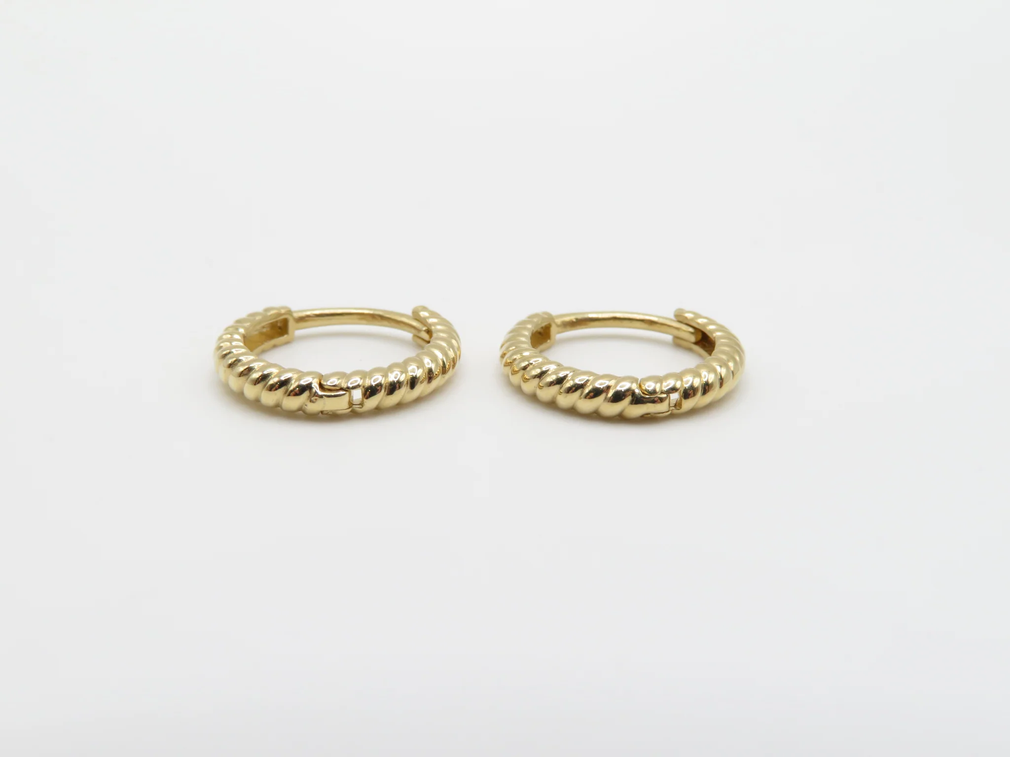 14k Rope Huggies - Image 9