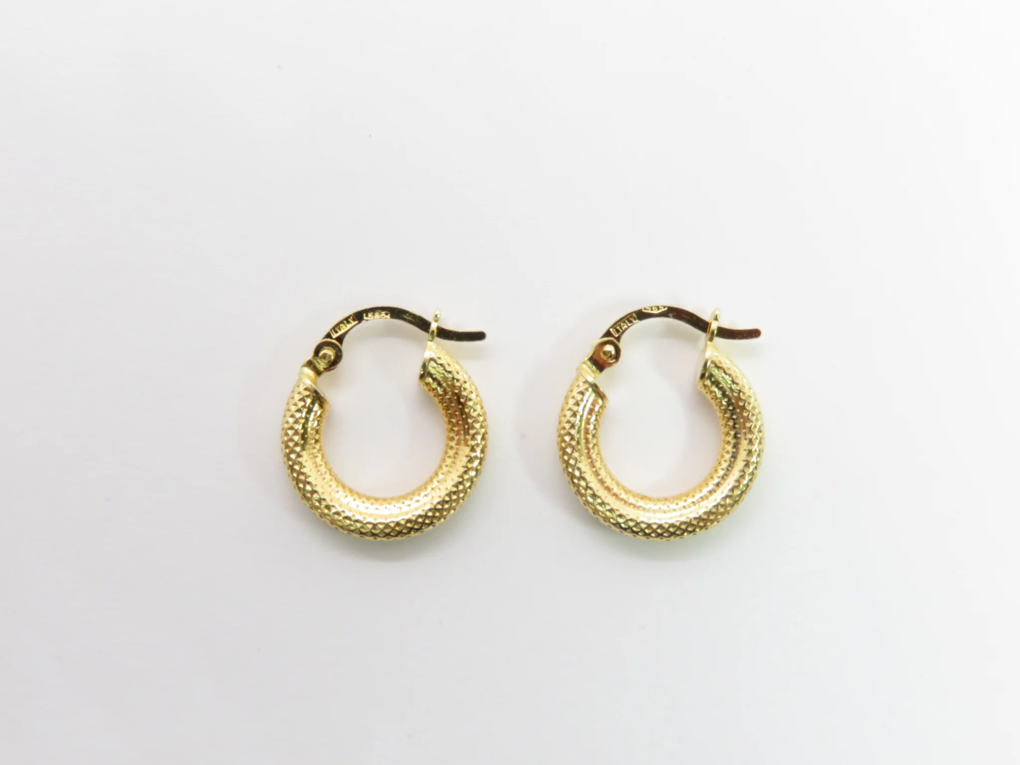 14k Yellow Gold Snakeskin Hoops - Image 3