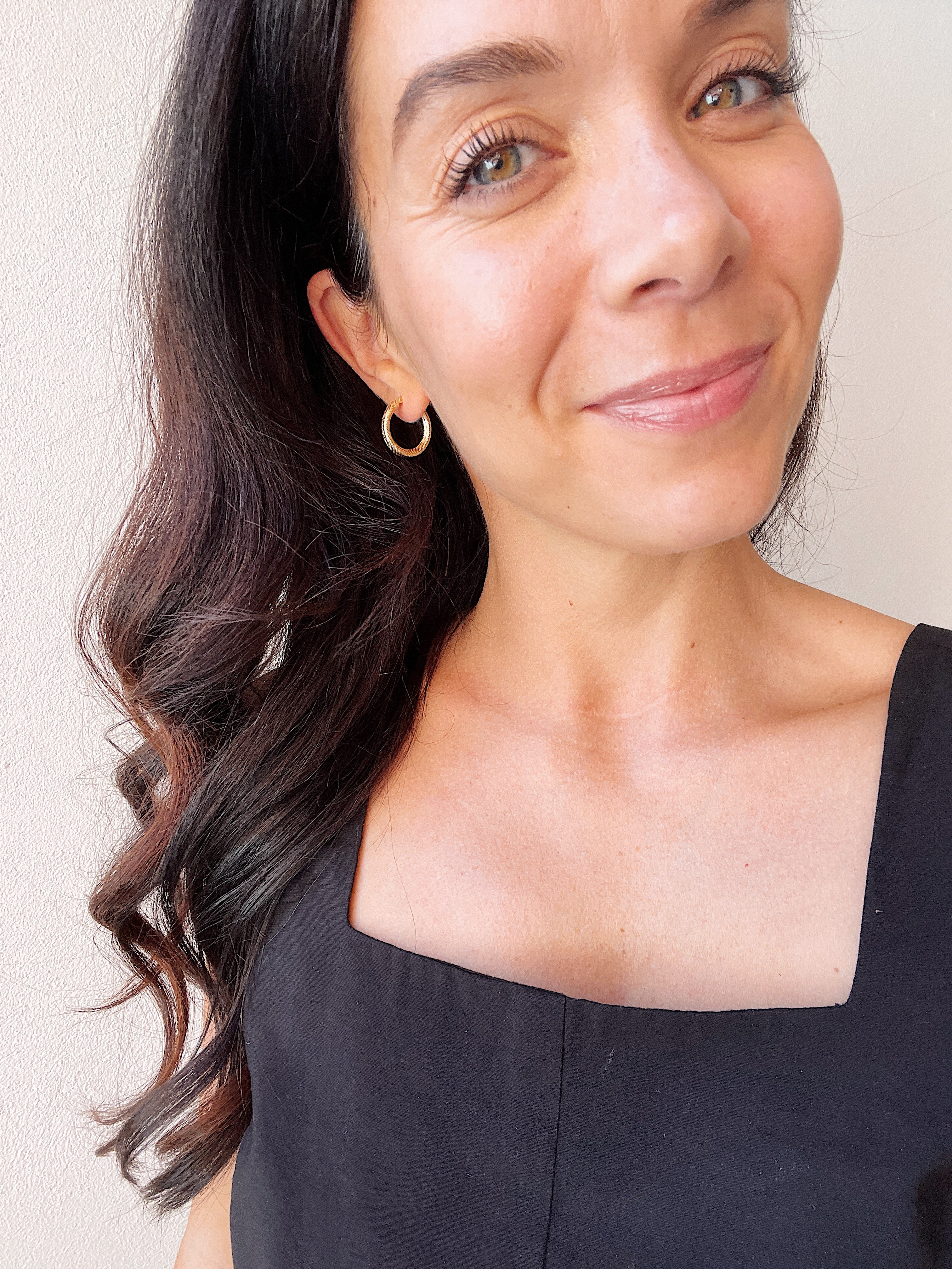 14k Yellow Gold Snakeskin Hoops - Image 4