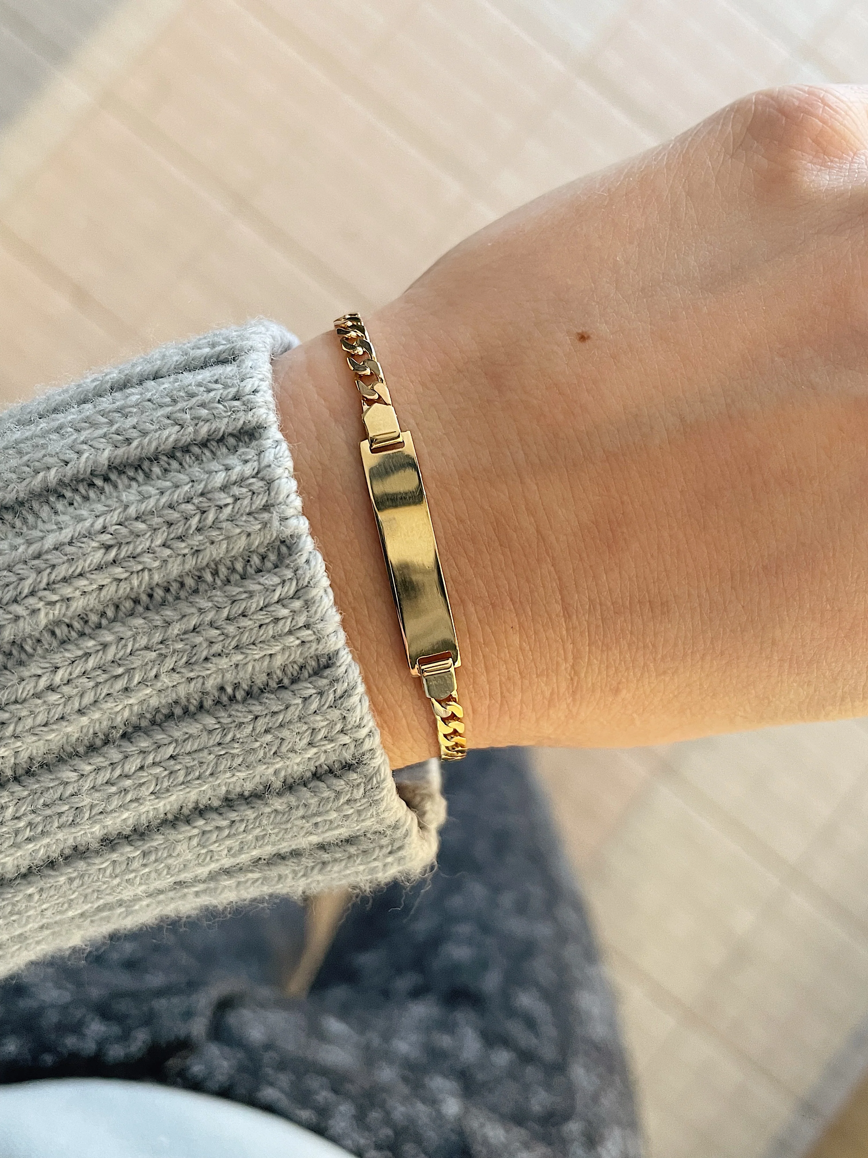 14k Yellow Gold Curb ID Bracelet - Image 8