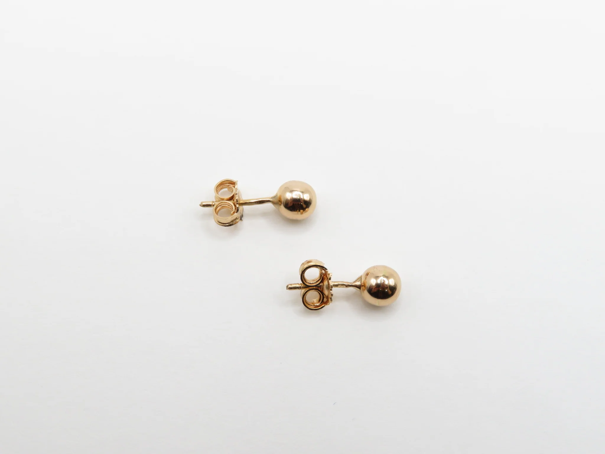 19.25k Yellow Gold Ball Studs - Image 10