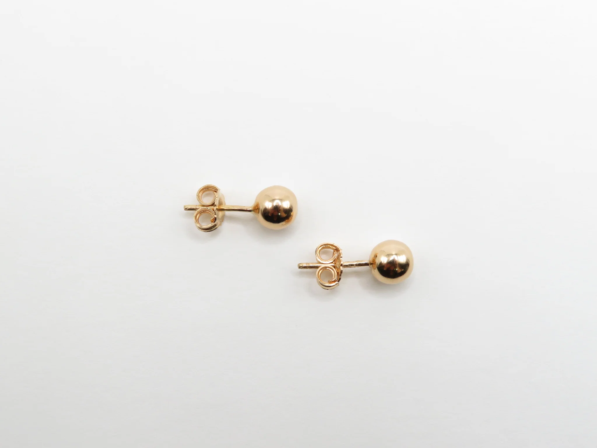 19.25k Yellow Gold Ball Studs - Image 11