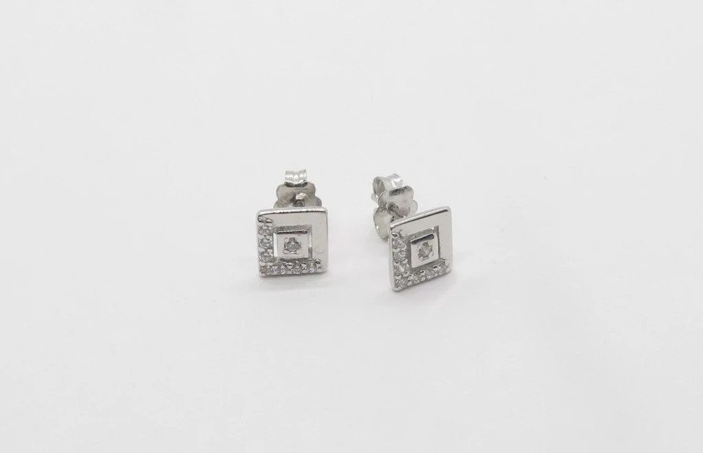 19.25k Square Cubic Zirconia Studs - Image 3