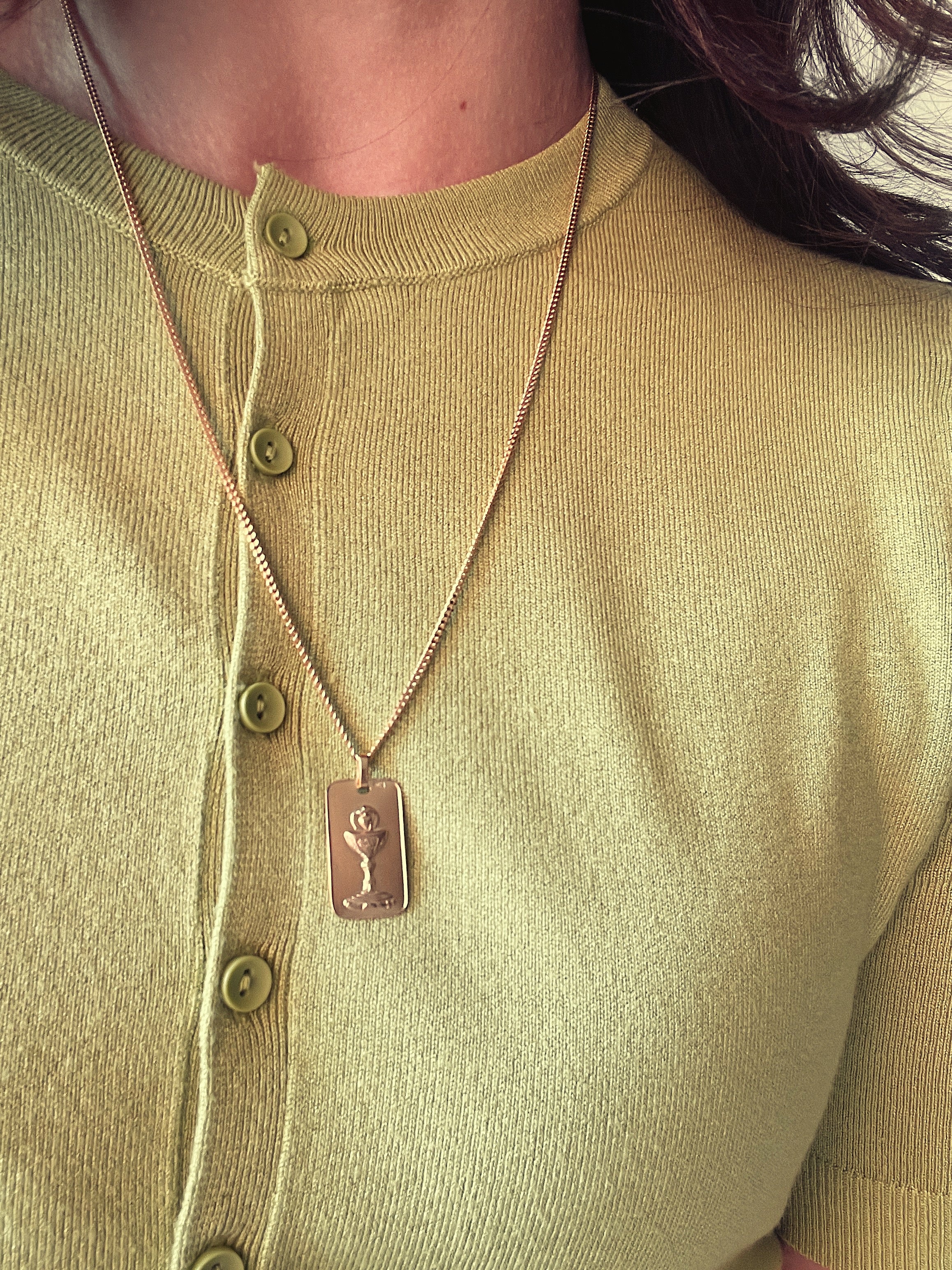 19.25k Yellow Gold Chalice Medallion - Image 6