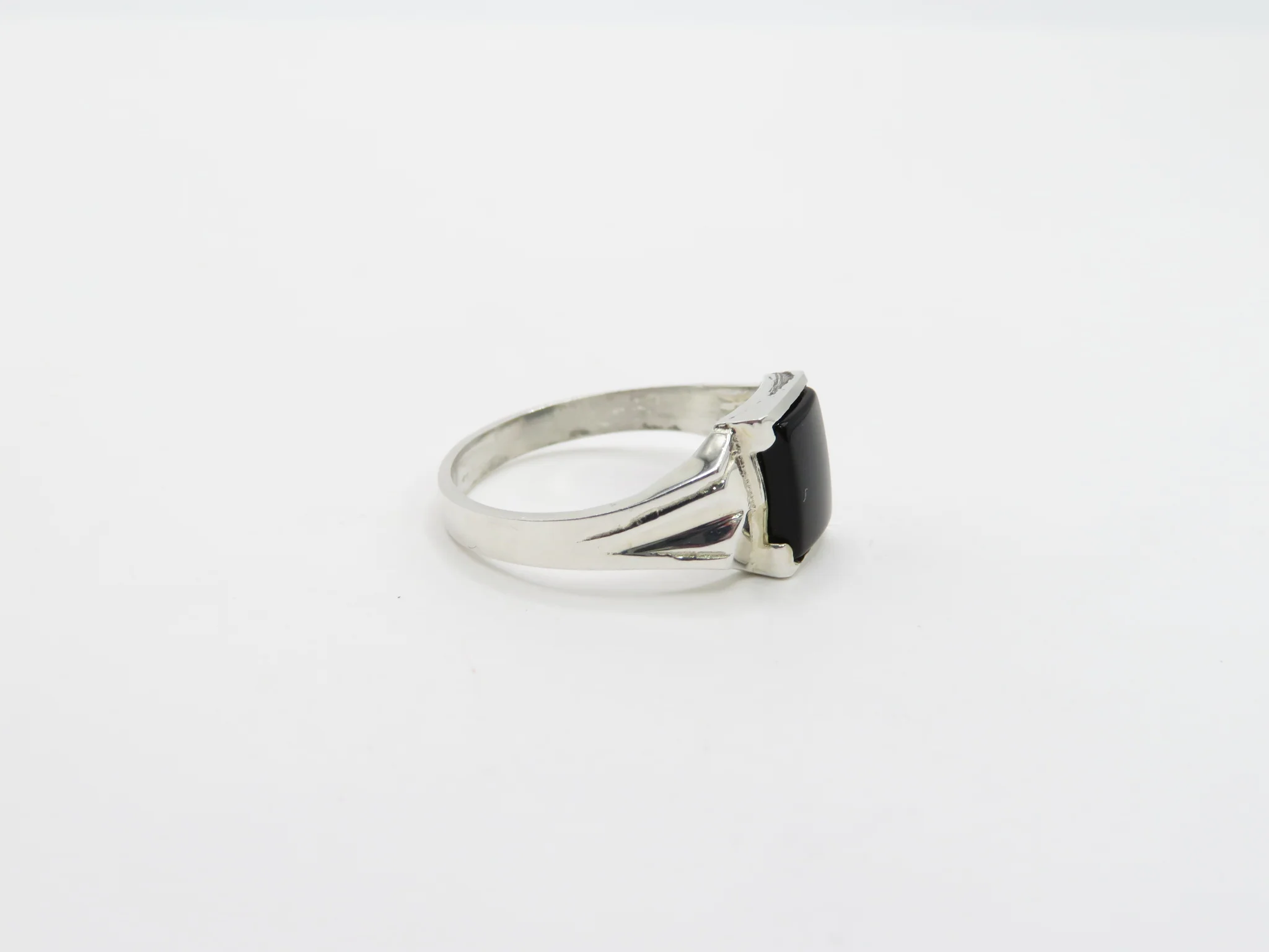 Sterling Silver Rectangular Onyx Signet Ring - Image 3