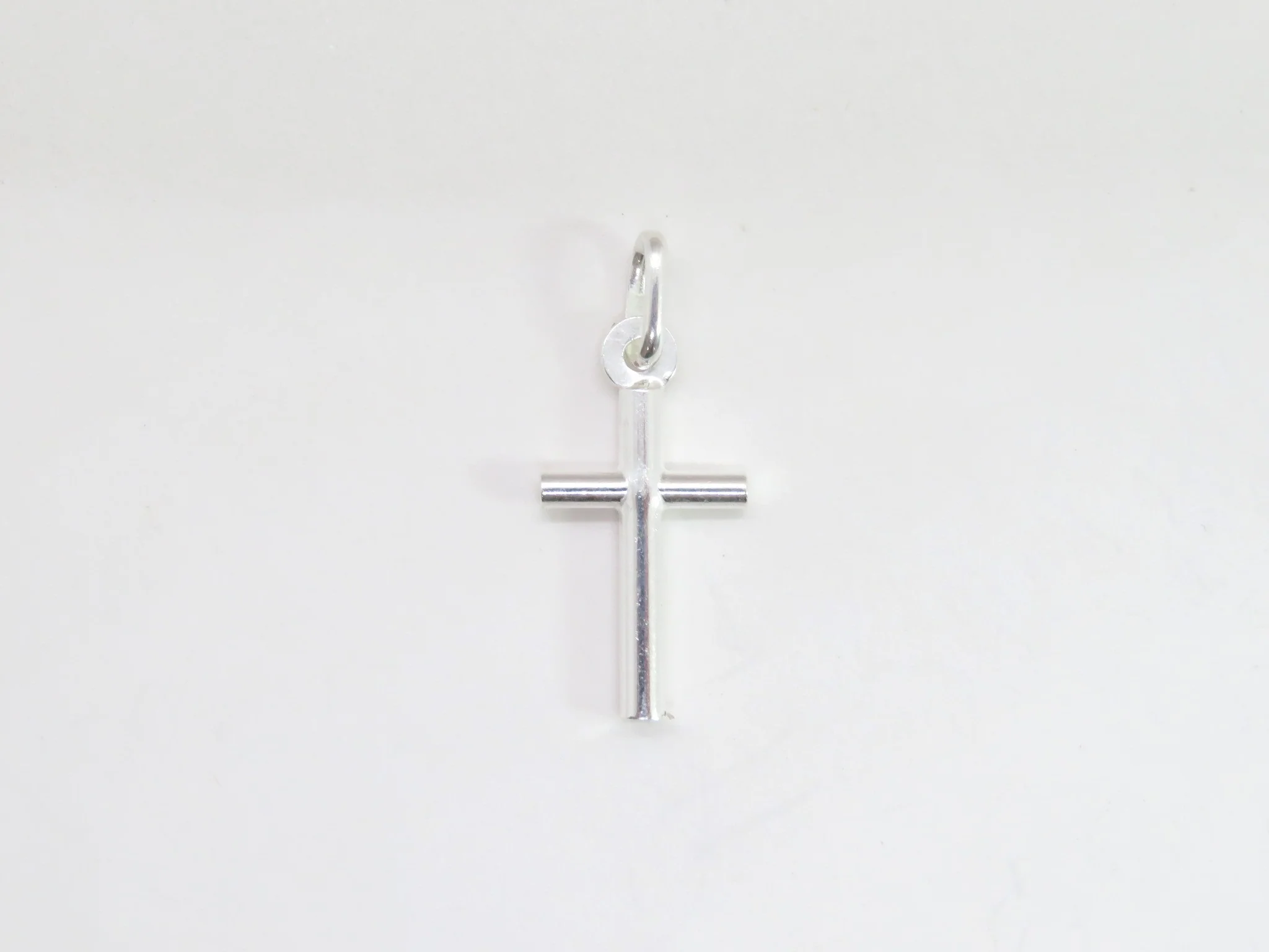 Sterling Silver Traditional Rounded Cross - Image 4