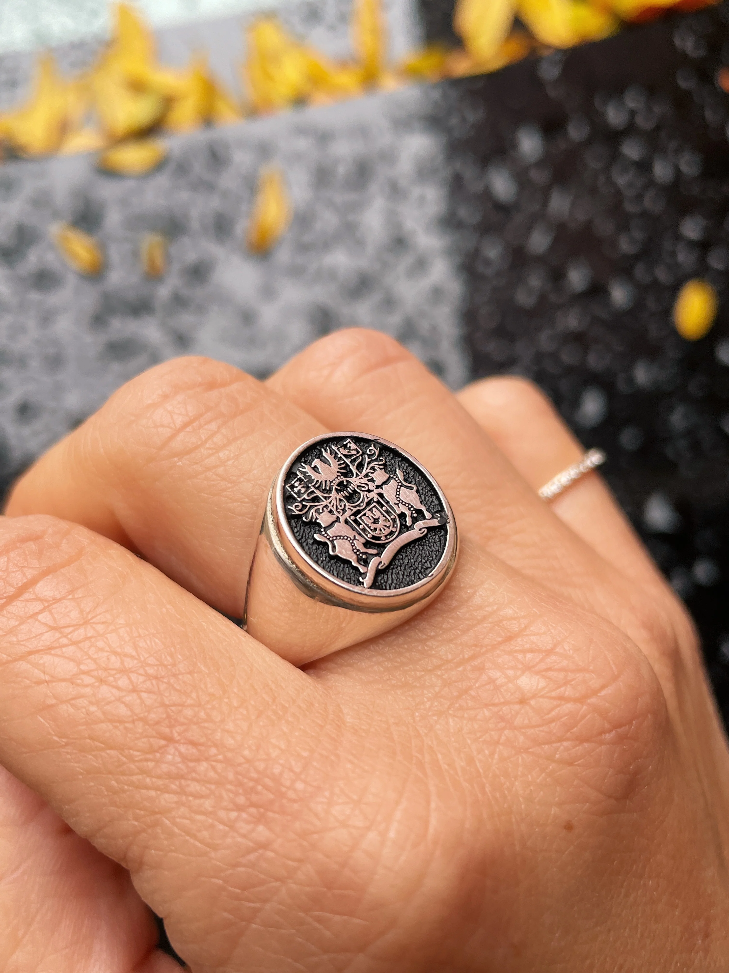 Sterling Silver Azorean Crest Ring - Image 4